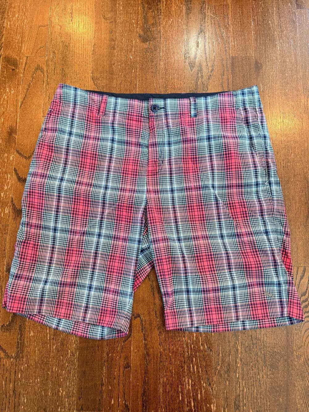 Tommy Bahama Men's Madras Plaid Bermuda Shorts Size 36